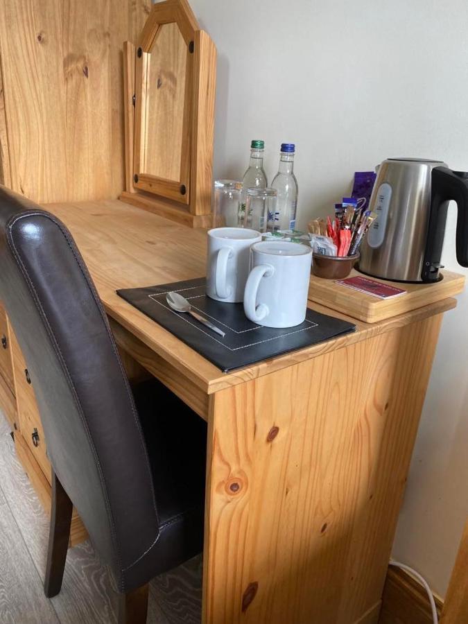 The Hare & Hounds Inn Foulridge Екстериор снимка